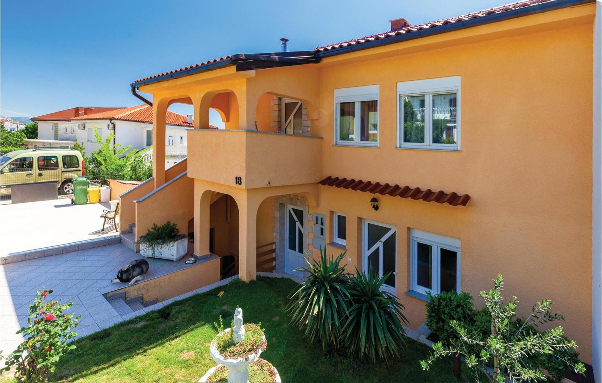 Beautiful Apartment In Crikvenica With Kitchen Экстерьер фото