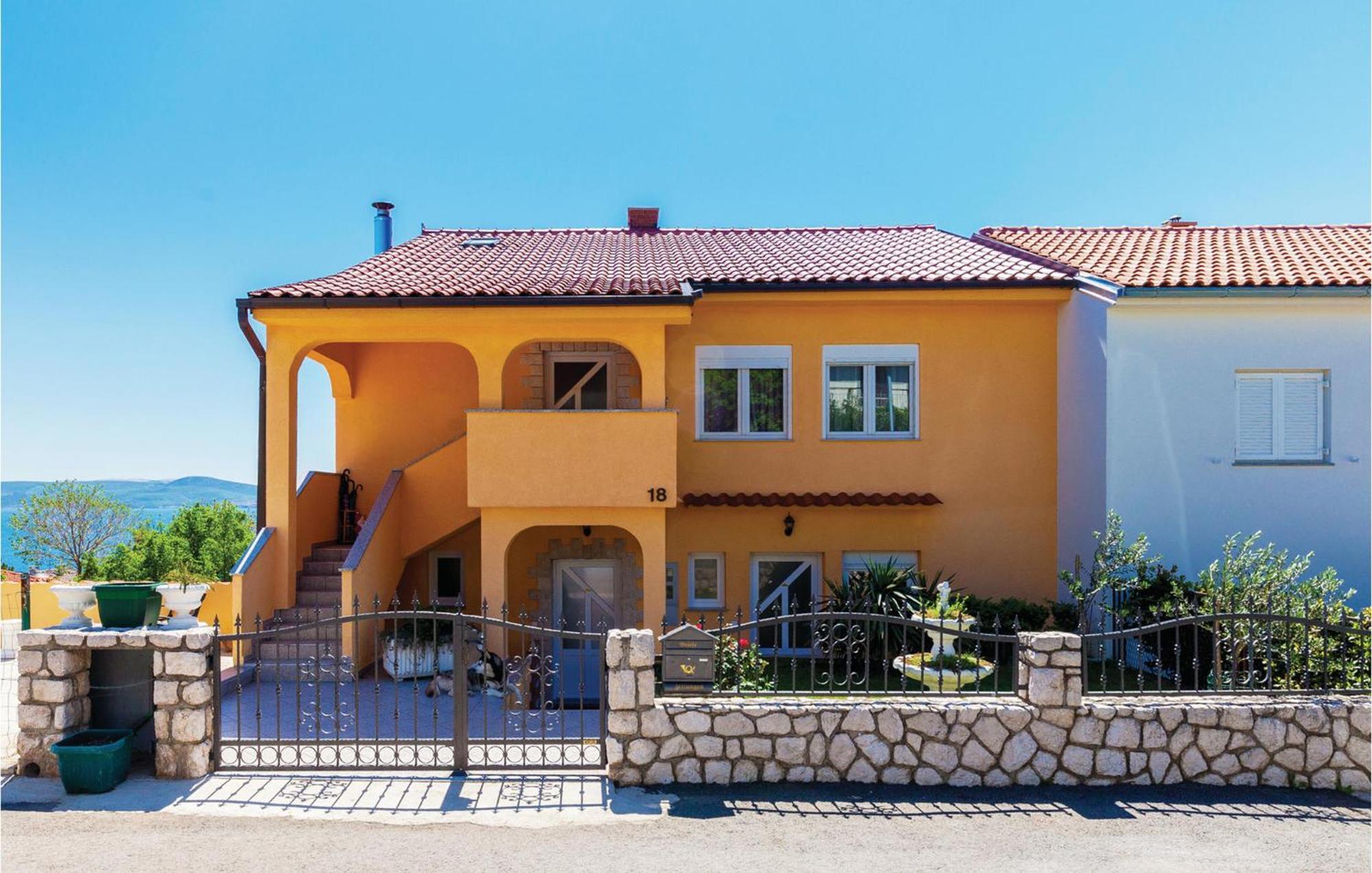 Beautiful Apartment In Crikvenica With Kitchen Экстерьер фото